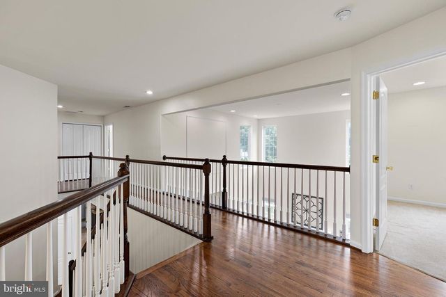 328 WAGON WHEEL LN, Hockessin, DE 19707