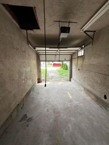 1944 E North Broadway Street, Columbus, OH 43224