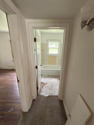 1944 E North Broadway Street, Columbus, OH 43224