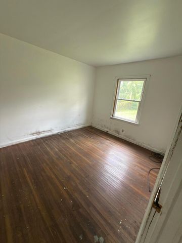 1944 E North Broadway Street, Columbus, OH 43224