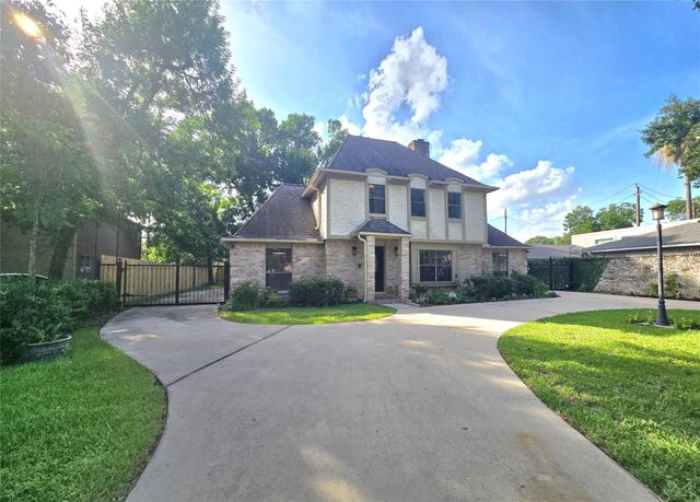 7827 Zilonis Court, Jersey Village, TX 77040