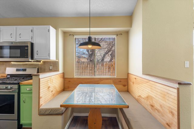 7704 Juneberry Street NW, Albuquerque, NM 87120