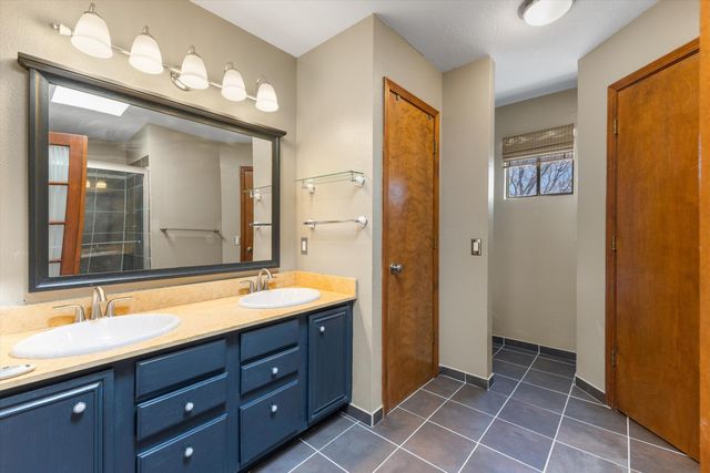 7704 Juneberry Street NW, Albuquerque, NM 87120