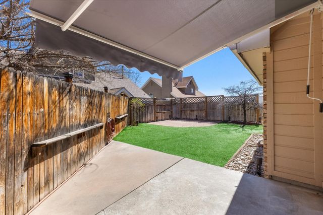 7704 Juneberry Street NW, Albuquerque, NM 87120