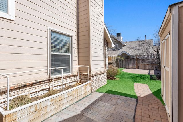 7704 Juneberry Street NW, Albuquerque, NM 87120