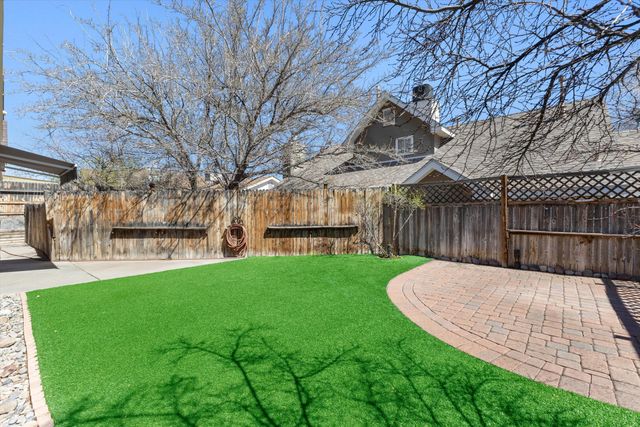 7704 Juneberry Street NW, Albuquerque, NM 87120