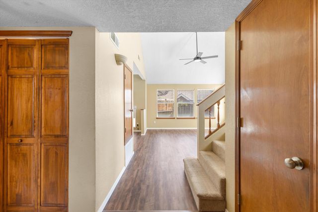 7704 Juneberry Street NW, Albuquerque, NM 87120