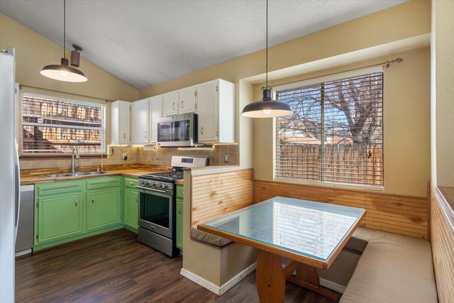 7704 Juneberry Street NW, Albuquerque, NM 87120