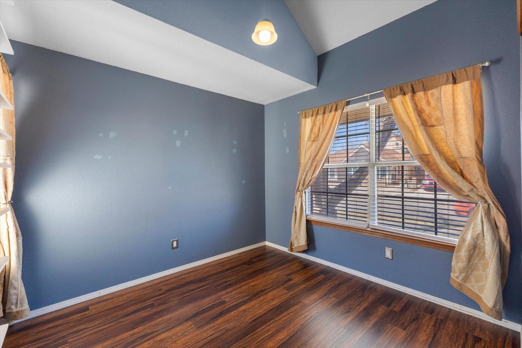 Image 18 of property listing at 7704 Juneberry Street NW, Albuquerque, NM 87120