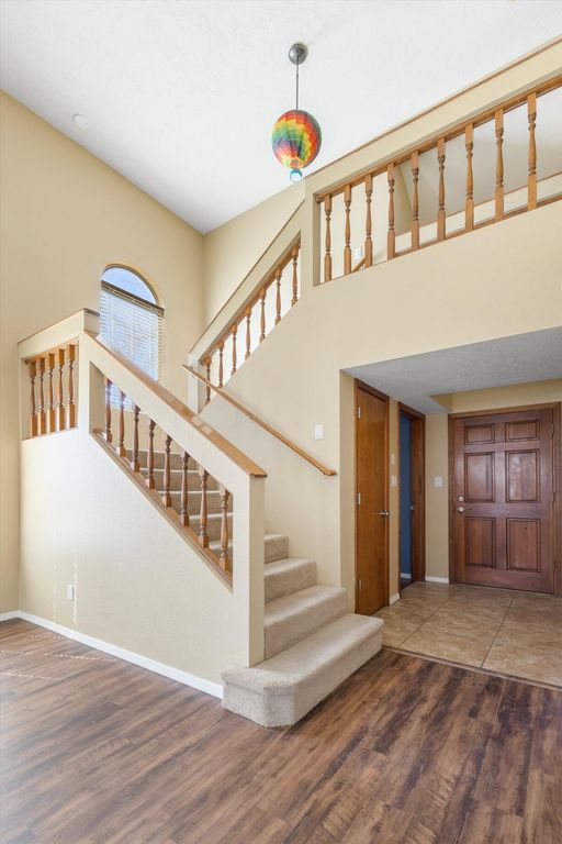 Image 20 of property listing at 7704 Juneberry Street NW, Albuquerque, NM 87120