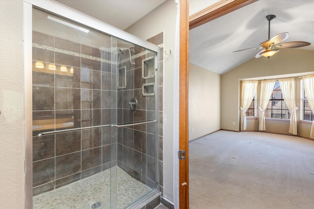 Image 25 of property listing at 7704 Juneberry Street NW, Albuquerque, NM 87120