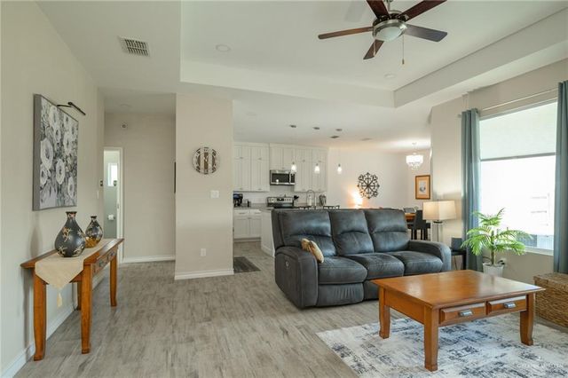 8710 Albatross Street, Harlingen, TX 78552