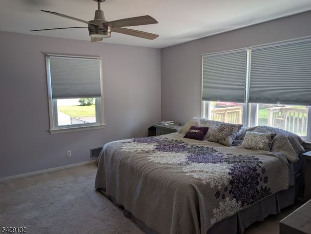 19 Kathryn St, Clark Twp., NJ 07066