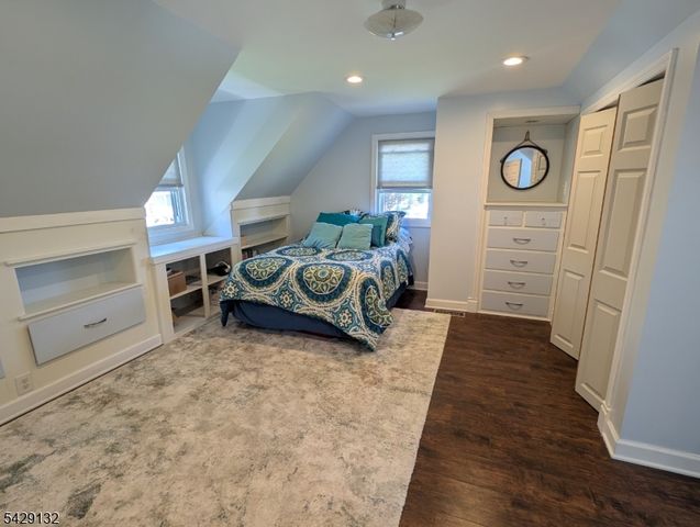 19 Kathryn St, Clark Twp., NJ 07066
