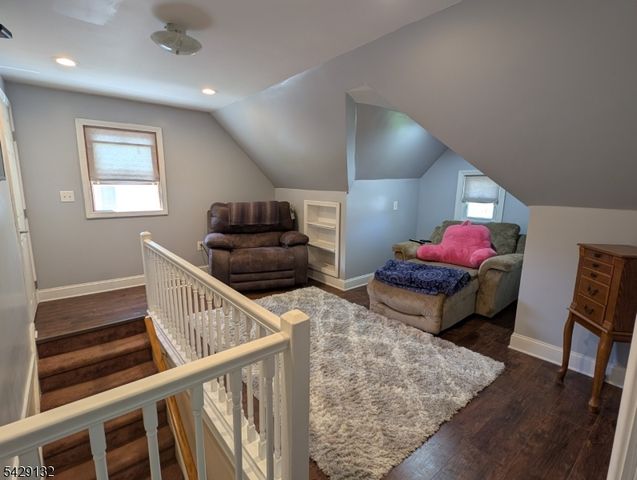 19 Kathryn St, Clark Twp., NJ 07066