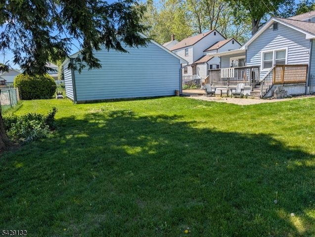 19 Kathryn St, Clark Twp., NJ 07066