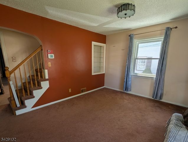 19 Kathryn St, Clark Twp., NJ 07066