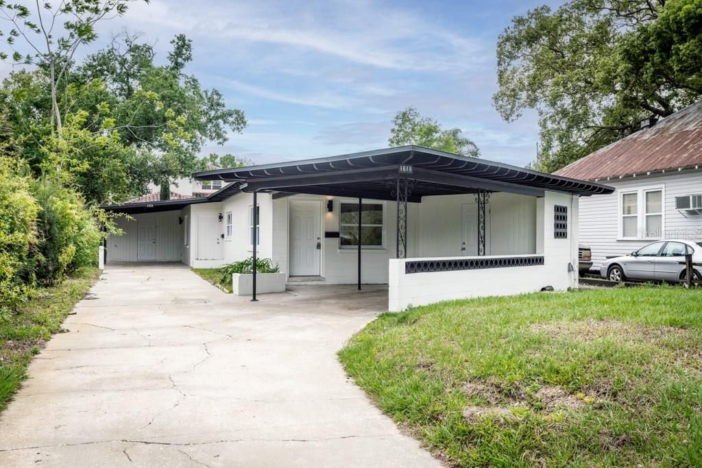 Image 1 of property listing at 1618 INDIANA AVENUE, Winter Park, FL 32789