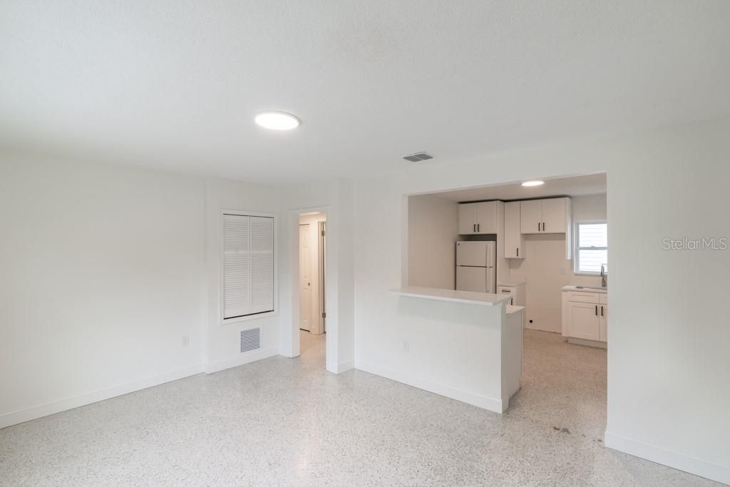 Image 2 of property listing at 1618 INDIANA AVENUE, Winter Park, FL 32789