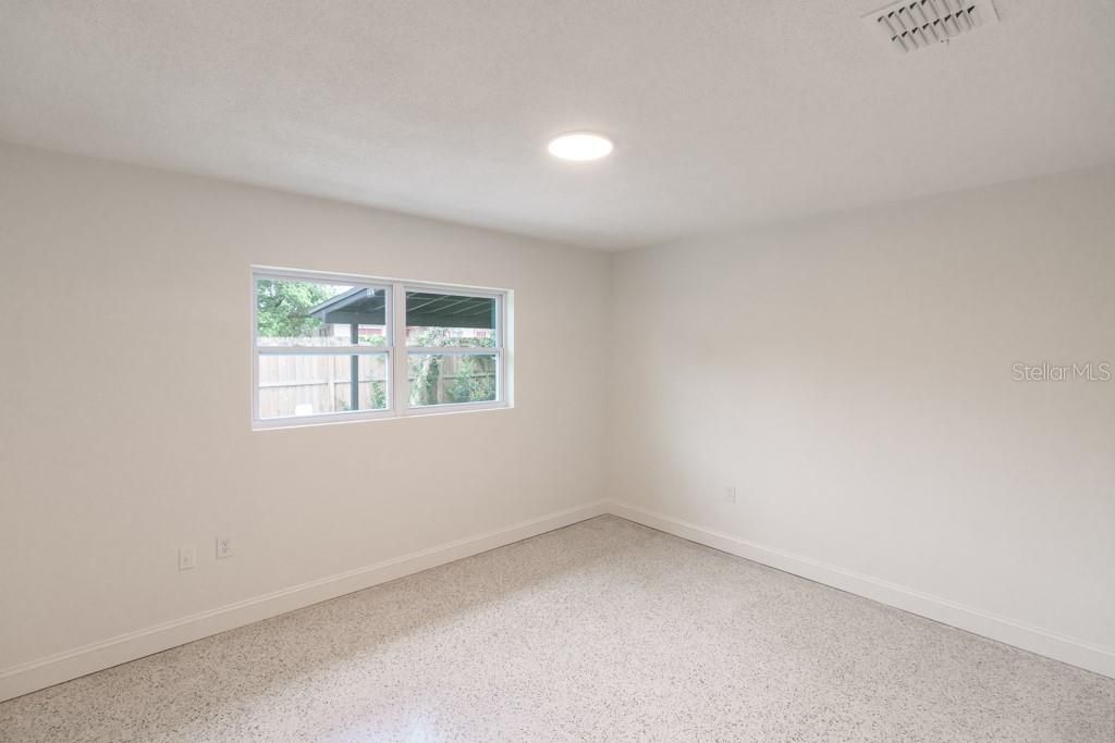 Image 13 of property listing at 1618 INDIANA AVENUE, Winter Park, FL 32789