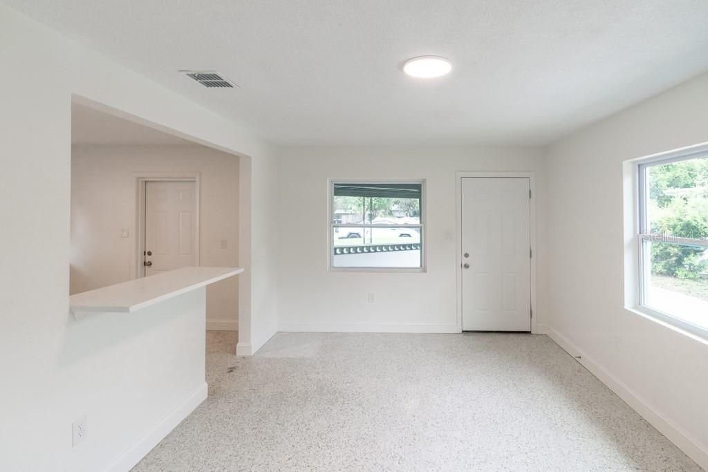 Image 7 of property listing at 1618 INDIANA AVENUE, Winter Park, FL 32789