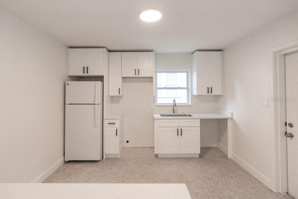 Image 9 of property listing at 1618 INDIANA AVENUE, Winter Park, FL 32789