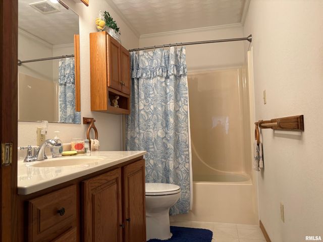 10215 Bended Trail, Irving, IL 62032