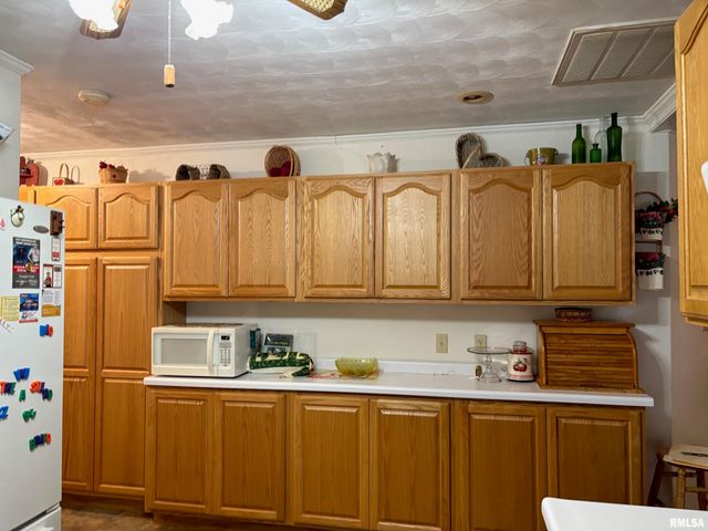 10215 Bended Trail, Irving, IL 62032