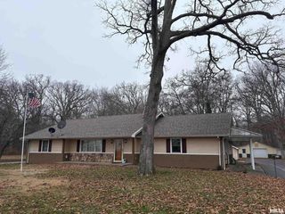 10215 Bended Trail, Irving, IL 62032