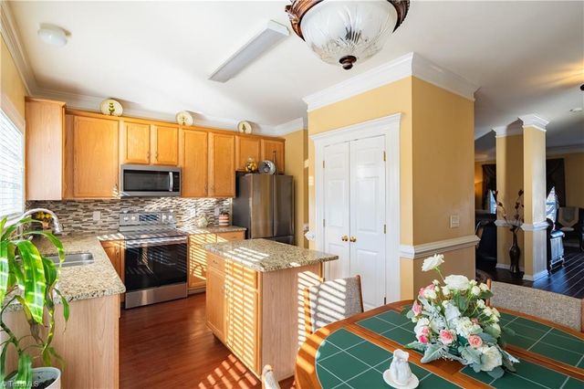 3809 Parkway Vista Road, Greensboro, NC 27409