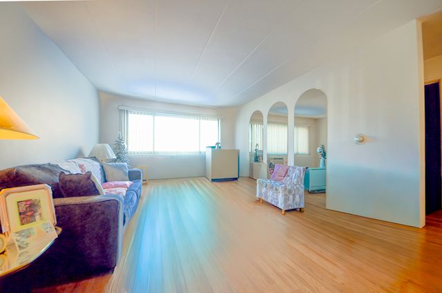 2521 Thatcher Avenue 2D, River Grove, IL 60171