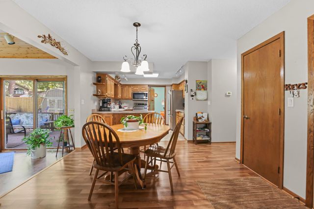 1113 106th Avenue NE, Blaine, MN 55434