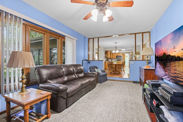 1113 106th Avenue NE, Blaine, MN 55434