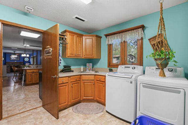 1113 106th Avenue NE, Blaine, MN 55434