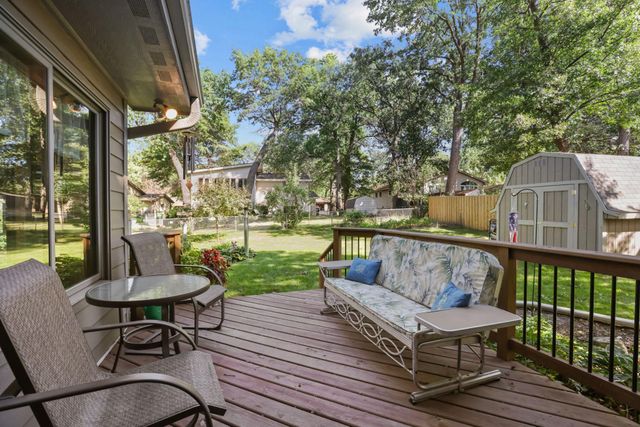 1113 106th Avenue NE, Blaine, MN 55434