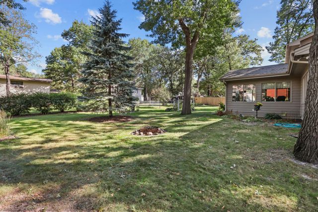 1113 106th Avenue NE, Blaine, MN 55434
