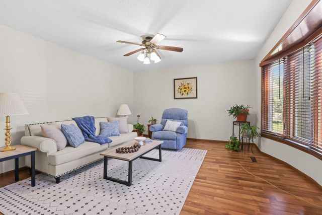 1113 106th Avenue NE, Blaine, MN 55434