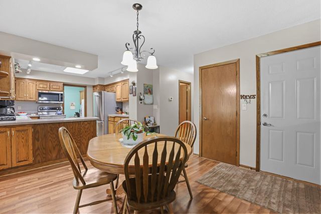 1113 106th Avenue NE, Blaine, MN 55434