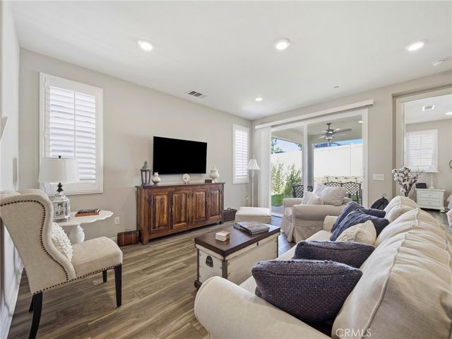 20558 Martingale, Saugus, CA 91350