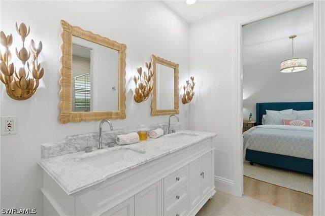 9833 Clear Lake CIR, Naples, FL 34109