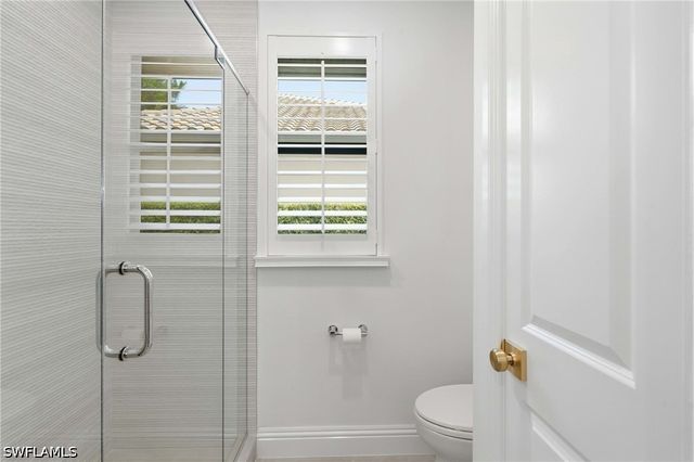9833 Clear Lake CIR, Naples, FL 34109