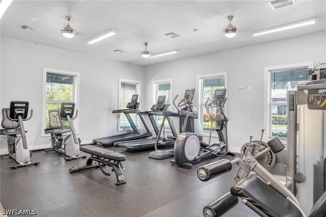 9833 Clear Lake CIR, Naples, FL 34109