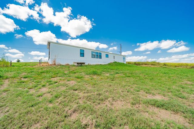 7032 FM 751, Wills Point, TX 75169