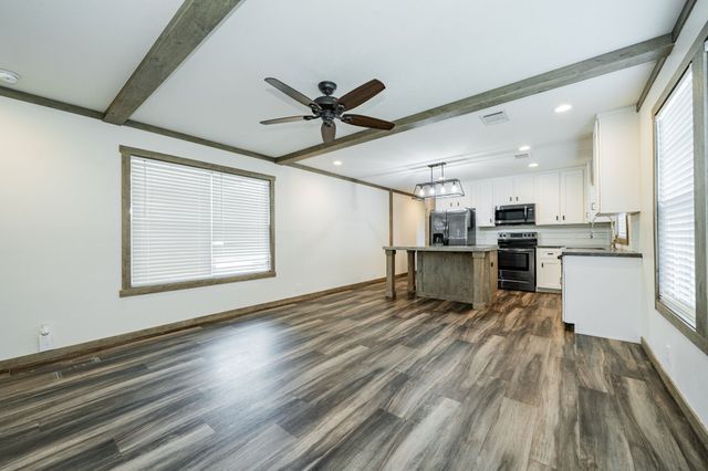 7032 FM 751, Wills Point, TX 75169
