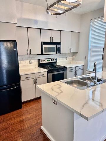 1201 Grove BLVD 1901, Austin, TX 78741