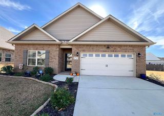 8769 Segers Trail Loop NW, Madison, AL 35756