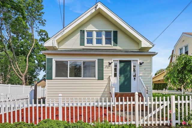 366 Suburban Avenue, Fairfield, CT 06825