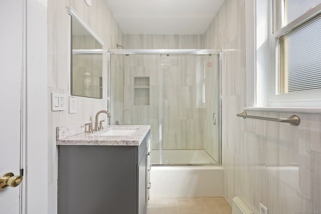 366 Suburban Avenue, Fairfield, CT 06825