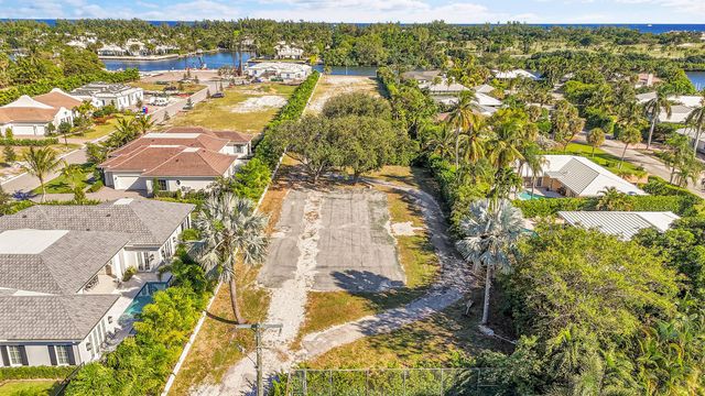 2900 Avenue Au Soleil, Gulfstream, FL 33483