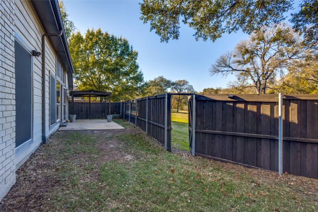 2024 Brookville Lane, Flower Mound, TX 75028